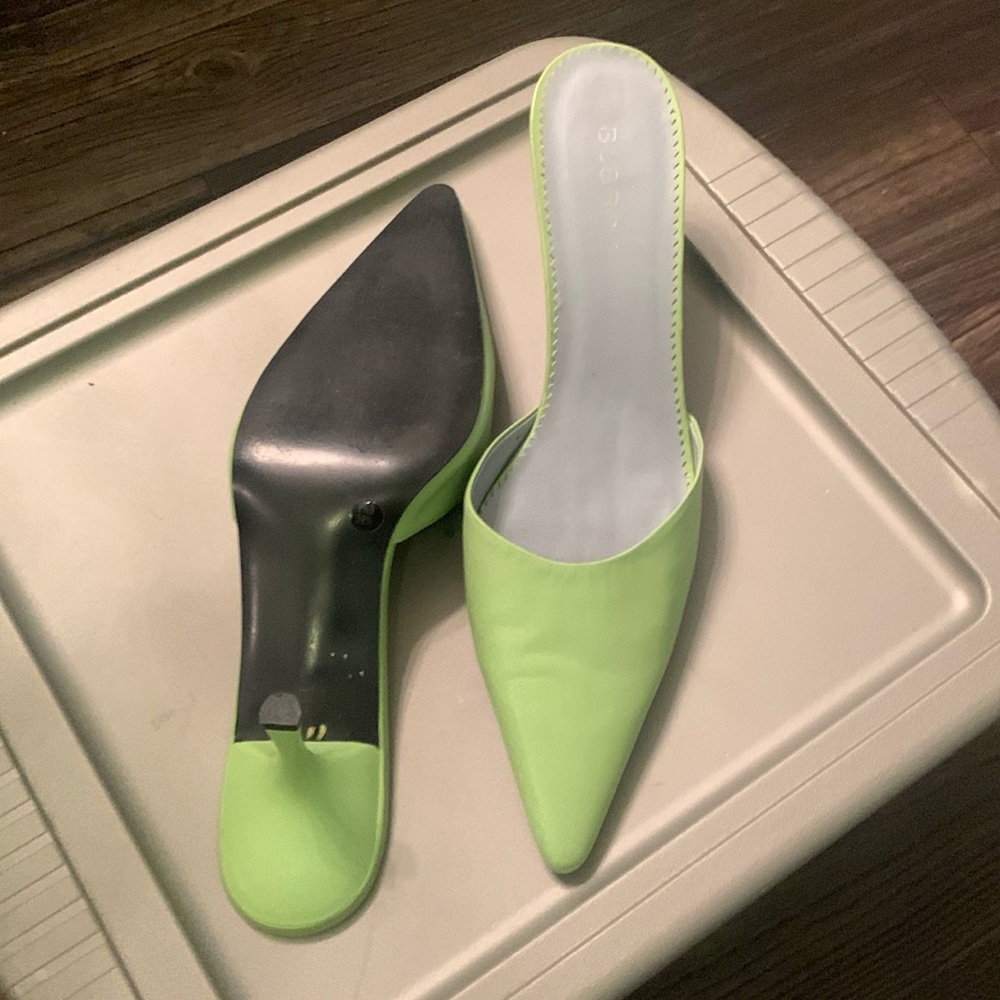 Women’s slide mules, light green